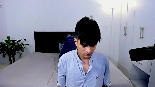 Eiden allenx online show from 01.03.25