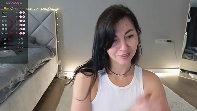 Snapshot of Mary_love16 chatting on 09.30.25 Mary love16 online show from 09.30.25