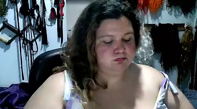 squirt322bbw online show from 01.22.25
