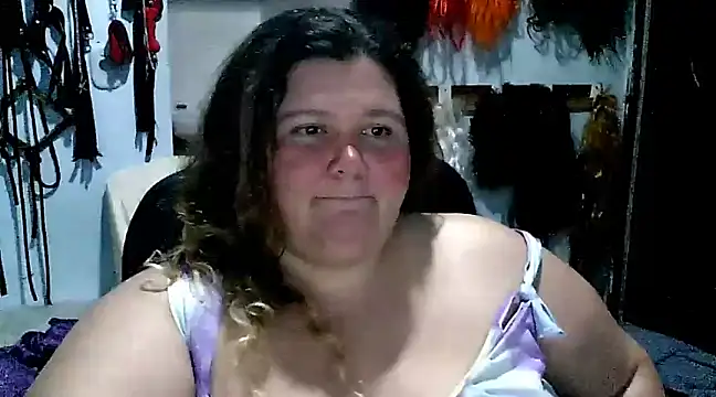 squirt322bbw online show from 01.23.25