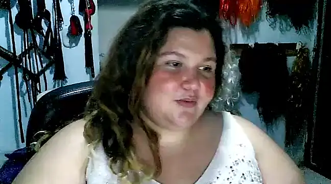 squirt322bbw online show from 01.23.25