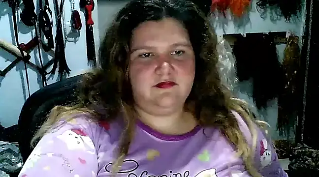 squirt322bbw online show from 02.18.25