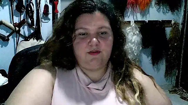 squirt322bbw online show from 02.21.25