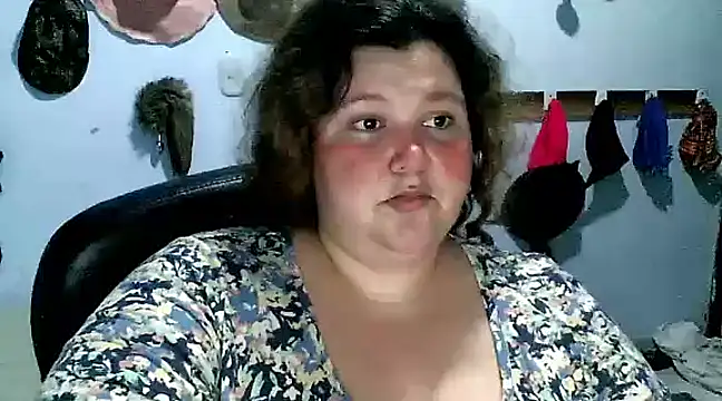 squirt322bbw online show from 03.20.25