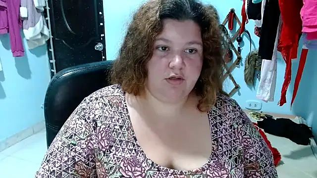 squirt322bbw online show from 11.23.25