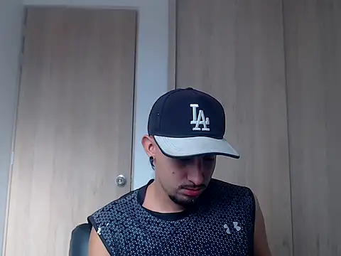 Snapshot of ChrisDamon chatting on 09.15.25 ChrisDamon online show from 09.15.25