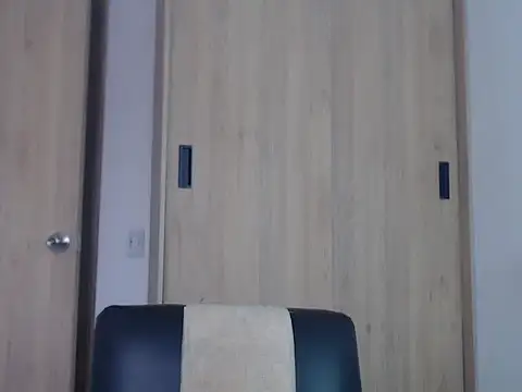 Snapshot of ChrisDamon chatting on 11.04.25 ChrisDamon online show from 11.04.25