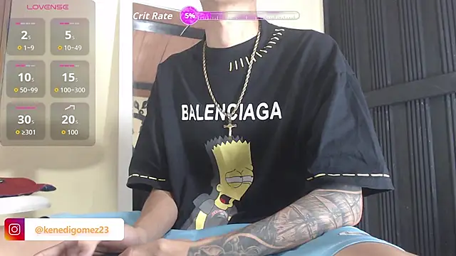 Snapshot of GaboReyes chatting on 11.12.25 GaboReyes online show from 11.12.25