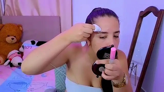 Snapshot of _alicia_z chatting on 02.19.26 alicia z online show from 02.19.26