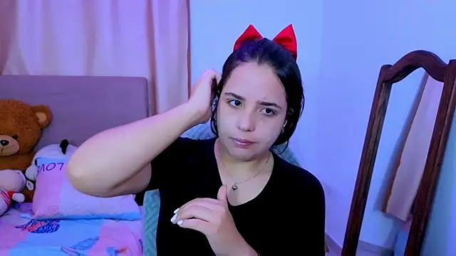 Snapshot of _alicia_z chatting on 02.28.26 alicia z online show from 02.28.26