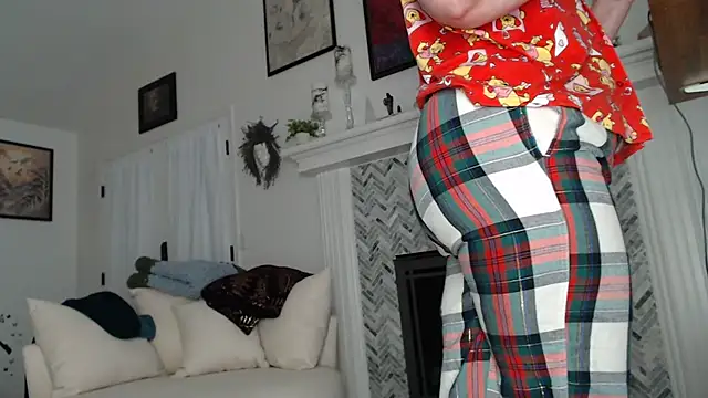 AuroraWillows online show from 11.10.25