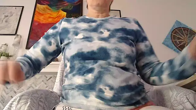 AuroraWillows online show from 02.02.26