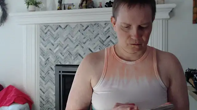 AuroraWillows online show from 04.03.26