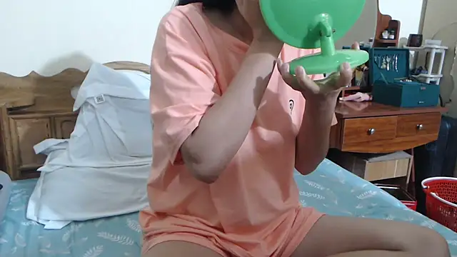 Beauty Asian Tina online show from 09.20.25