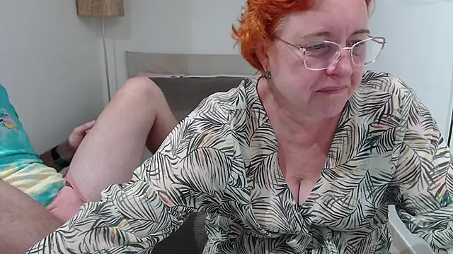 JoannaAndNeighbour online show from 09.20.25