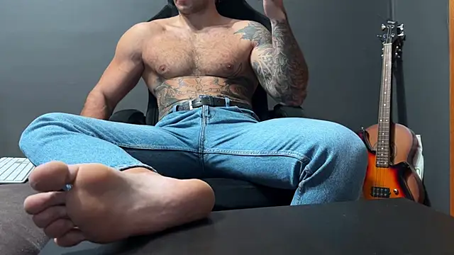 Snapshot of Mr_YourGod chatting on 11.02.25 Mr YourGod online show from 11.02.25