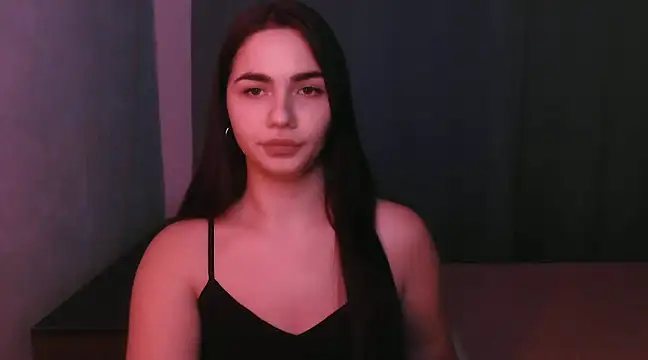 Snapshot of HannahMeid chatting on 01.07.25 HannahMeid online show from 01.07.25