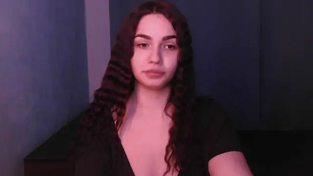 Snapshot of HannahMeid chatting on 03.05.25 HannahMeid online show from 03.05.25