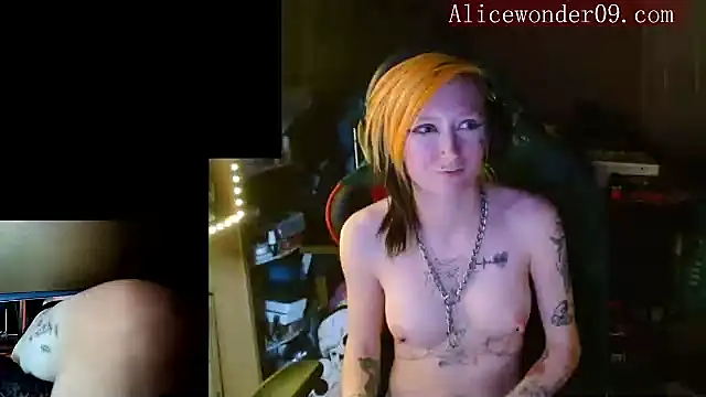 alicewonder09 online show from 12.20.24