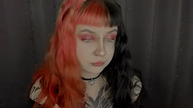 t0riayun0 online show from 02.20.26