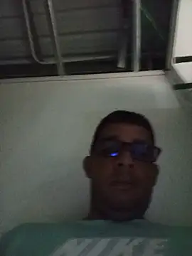 Snapshot of El-reyleon chatting on 07.31.26 El-reyleon online show from 07.31.26