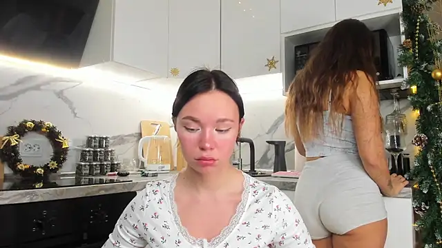 Lex Love online show from 01.08.25