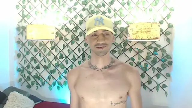 Snapshot of JACKMARCKOS chatting on 10.08.25 JACKMARCKOS online show from 10.08.25