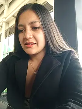 alana 69 online show from 10.16.25