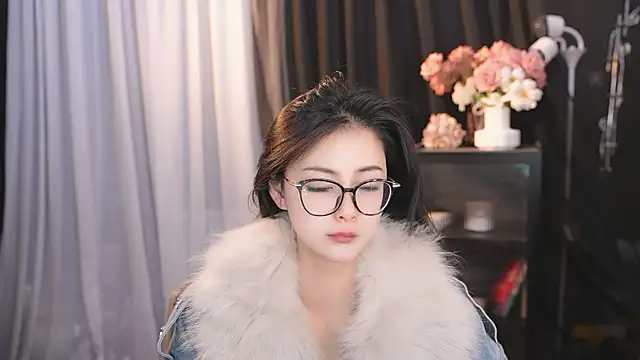 Ocean--Lili online show from 03.20.25