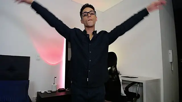 Snapshot of aodaboyyy chatting on 12.26.24 aodaboyyy online show from 12.26.24