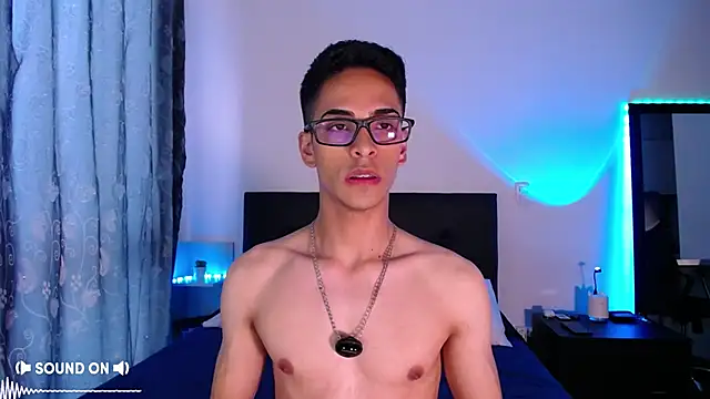 Snapshot of aodaboyyy chatting on 02.05.25 aodaboyyy online show from 02.05.25