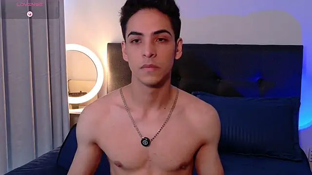 Snapshot of aodaboyyy chatting on 11.01.25 aodaboyyy online show from 11.01.25