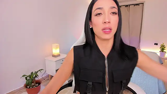 carleee winter online show from 11.22.25