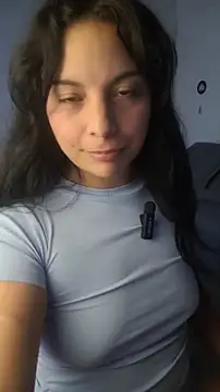 Snapshot of ZaraHoney chatting on 10.03.25 ZaraHoney online show from 10.03.25