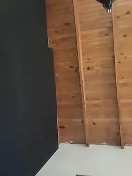 Snapshot of ZaraHoney chatting on 10.22.25 ZaraHoney online show from 10.22.25