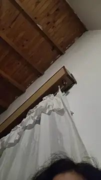 Snapshot of ZaraHoney chatting on 12.23.25 ZaraHoney online show from 12.23.25