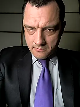 ExclusivePrivate online show from 10.18.25