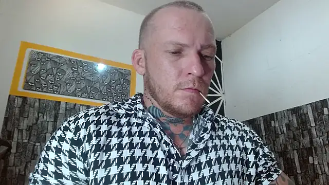 Snapshot of stripnolimits chatting on 05.15.26 stripnolimits online show from 05.15.26