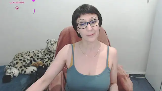 Ammillia online show from 01.17.25