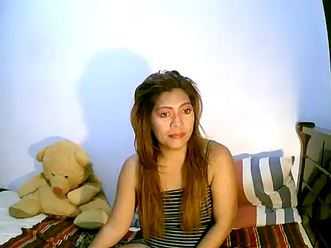 Snapshot of sweetvirginia01 chatting on 02.10.25 sweetvirginia01 online show from 02.10.25