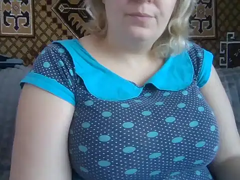 Diana Britt online show from 02.10.25