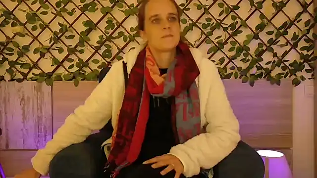 LadyChantale online show from 10.20.25