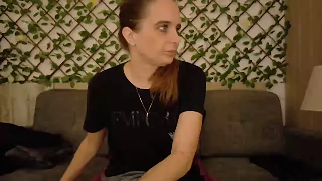 LadyChantale online show from 01.16.26