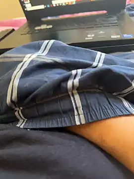 Snapshot of bigdiiiickkk chatting on 05.19.26 bigdiiiickkk online show from 05.19.26