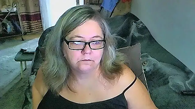 sex2 online show from 10.04.25