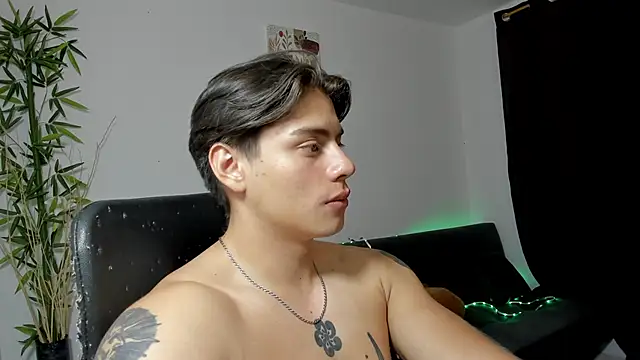 Giordano Russo online show from 02.06.25