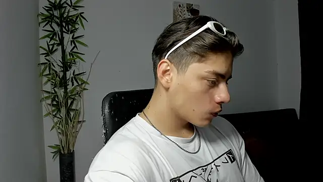 Giordano Russo online show from 03.03.25