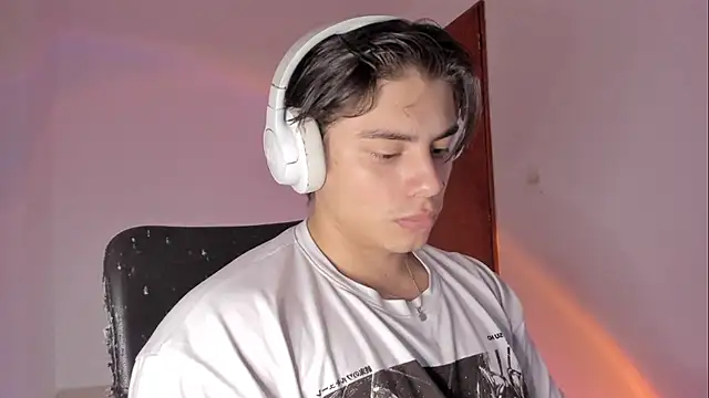 Giordano Russo online show from 03.27.26