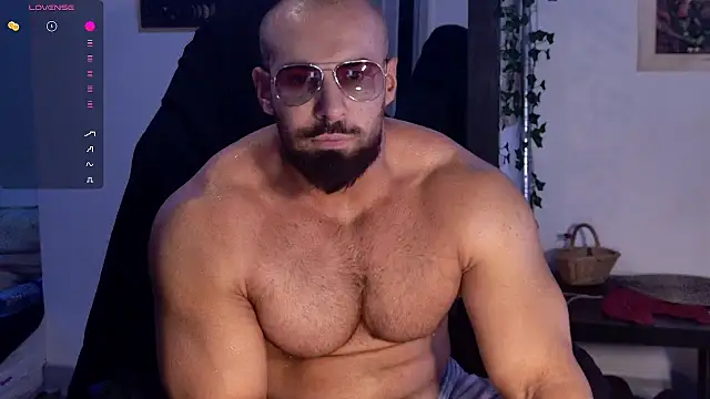 Snapshot of Musculus6 chatting on 07.16.26 Musculus6 online show from 07.16.26