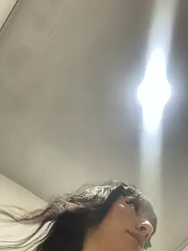 cute charlotte  online show from 12.24.24